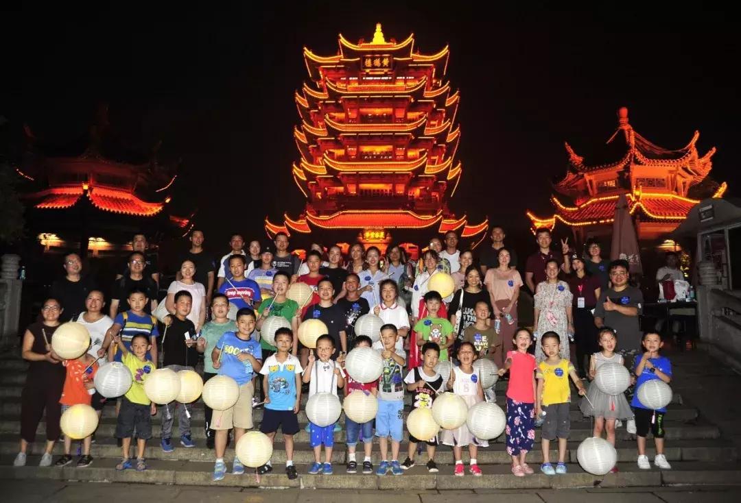 最新好看电影推荐，家庭之夜温馨电影之夜不容错过