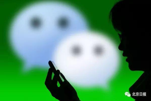 微信朋友圈新功能揭秘，变化、学习与自信的力量驱动社交新篇章