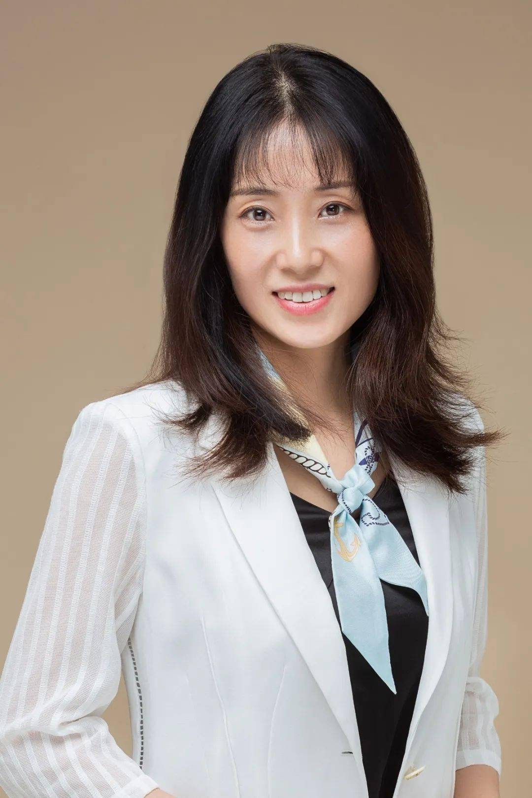 李申专属科技新品发布，领略前沿科技魅力，体验未来科技体验