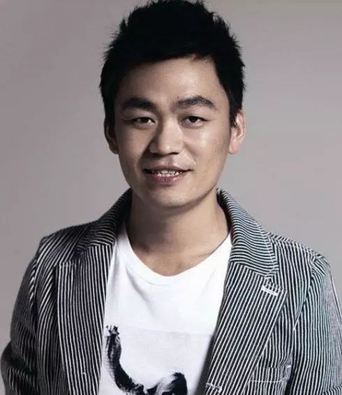 明星吸毒名单背后的故事，爱与陪伴的温馨时光
