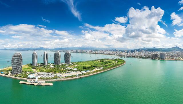 国家新能源政策引领心灵之旅，探索自然美景的新时代启程