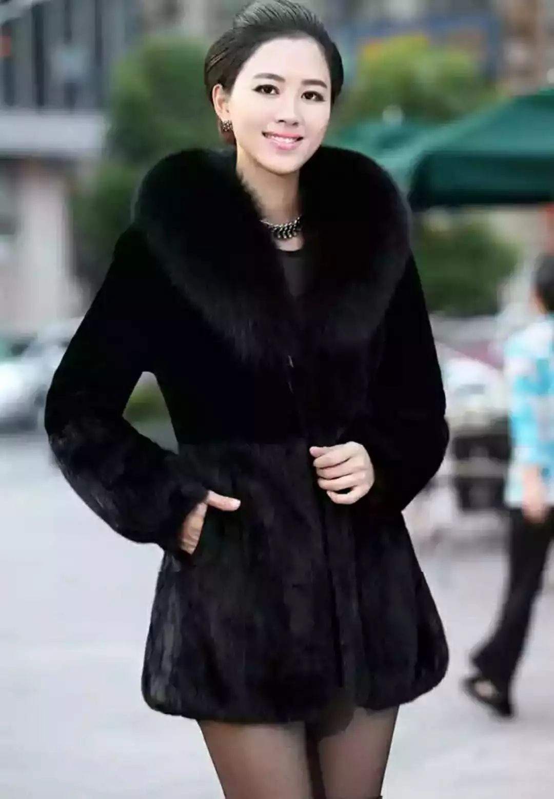 海宁最新皮草,科技与时尚的极致融合