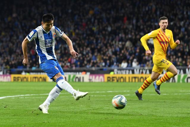 巴萨球员最新信息及获取指南