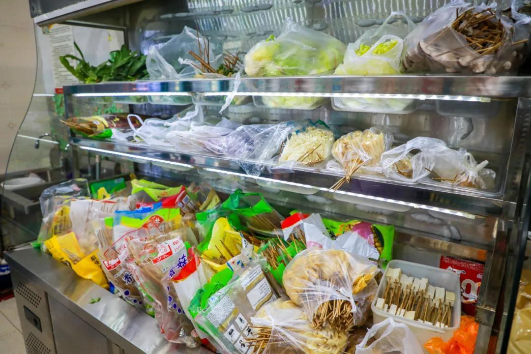 探索小巷隐藏宝藏,特色小店独特魅力尽在17直播最新手机版