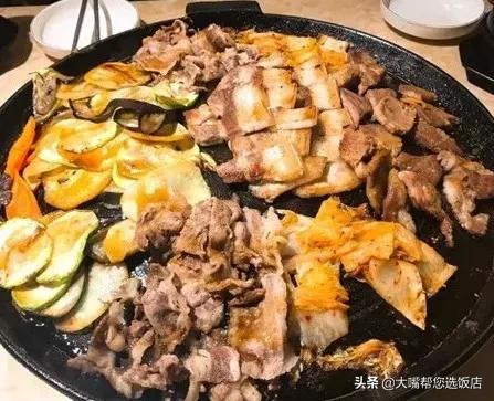 最新国内大学排名揭秘与小巷探宝，隐藏宝藏与独特小店探秘之旅