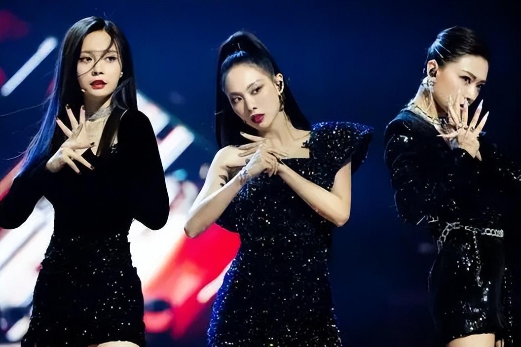 最新男女对唱歌曲,展现变化、学习与自信的力量