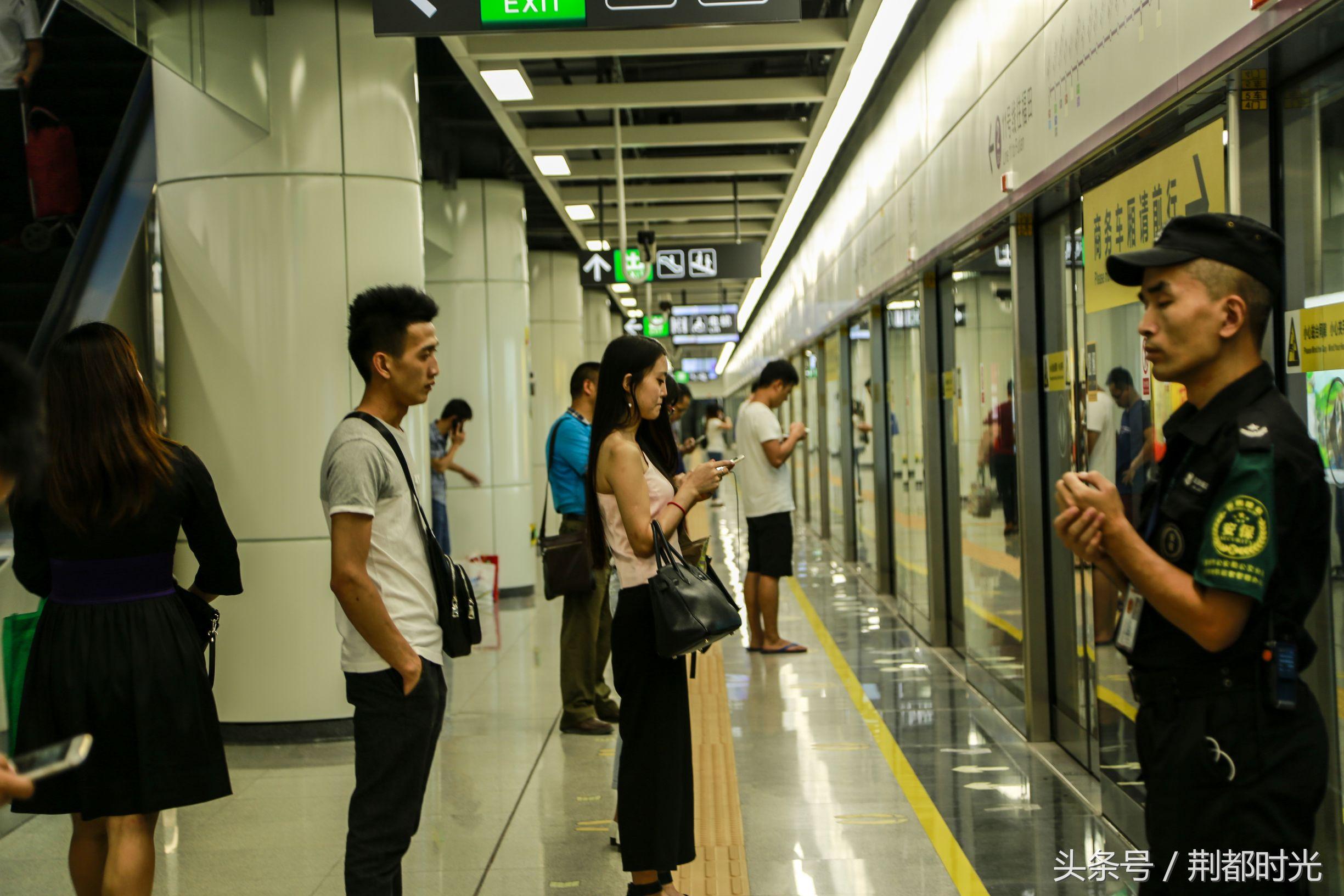 特色小店惊喜之旅,最新劫视频带你探索小巷深处的独特风味