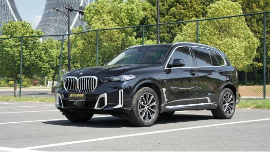 宝马X5豪华SUV降价新消息揭秘,性价比新时代来临