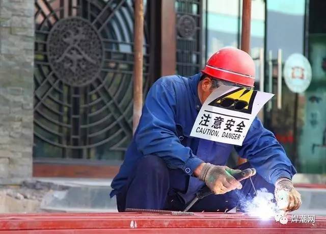 山东焊工招聘最新消息,焊工小王的奇遇与友情的温暖纽带