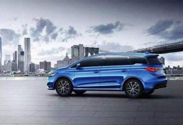 比亚迪宋7座最新动态,引领家庭出行未来的新选择